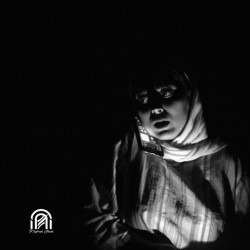 نمایش سه سانتی | عکس