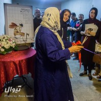 نمایش خوشبختی های کوچک سوسک شدن | گزارش تصویری تیوال از افتتاحیه نمایش خوشبختی های کوچک سوسک شدن / عکاس: رضا جاویدی | عکس