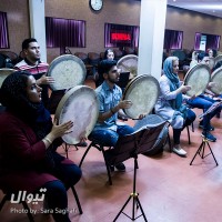 کنسرت دف نوازان نوای شورانگیز به همراهی گروه همنوازان سایه | گزارش تصویری تیوال از تمرین گروه دف‌نوازان آوای شورانگیز، سری سوم / عکاس: سارا ثقفی | عکس